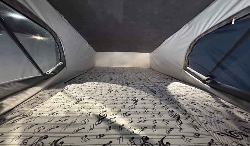 
								Volkswagen Caravelle full									