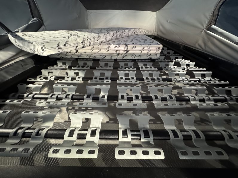 
								Volkswagen Caravelle full									