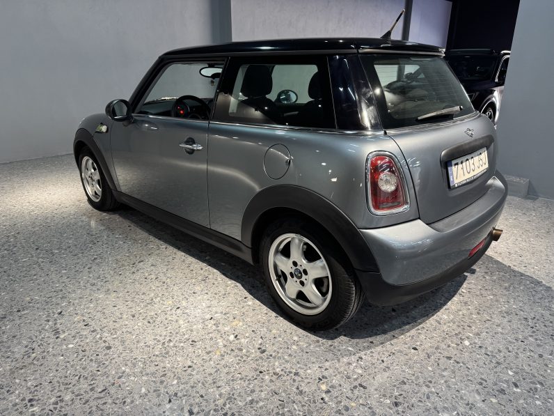 
								Mini Cooper 7103JSJ full									