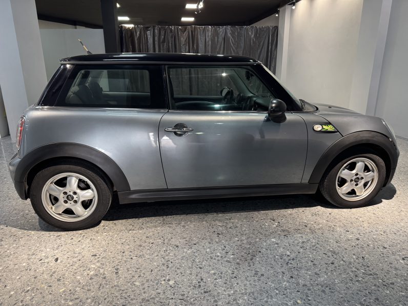 
								Mini Cooper 7103JSJ full									
