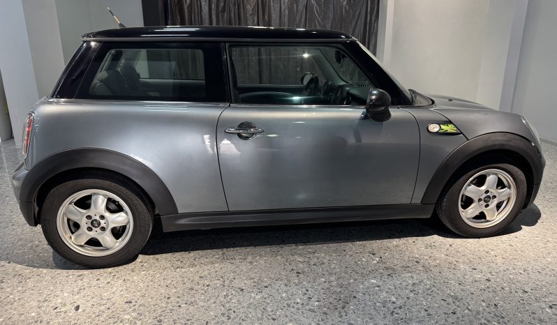 
								Mini Cooper 7103JSJ full									