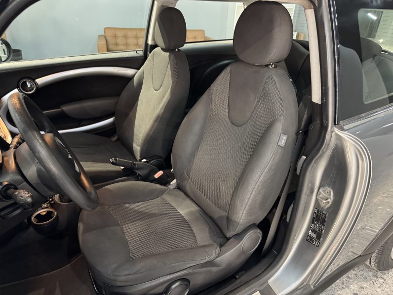 
								Mini Cooper 7103JSJ full									