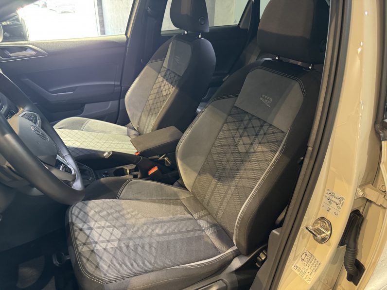 
								Volkswagen Taigo Rline full									