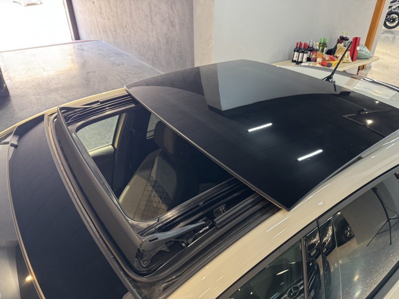 
								Volkswagen Taigo Rline full									