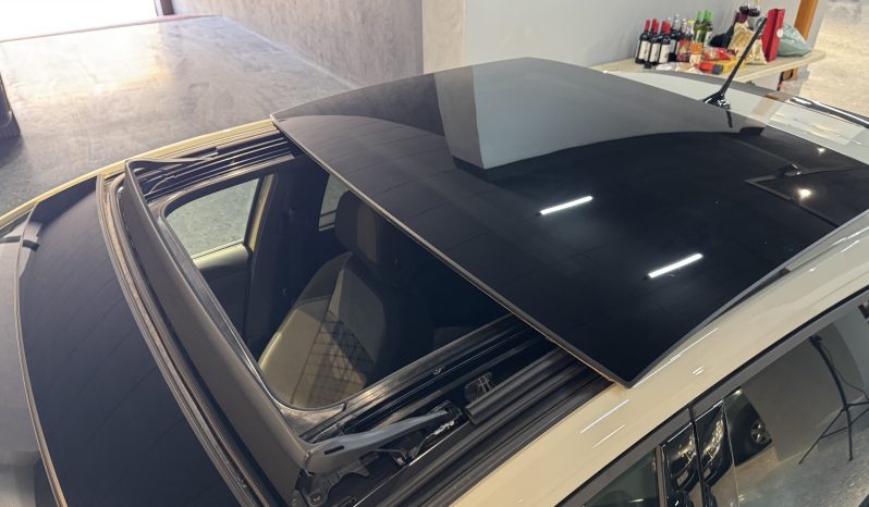 
								Volkswagen Taigo Rline full									