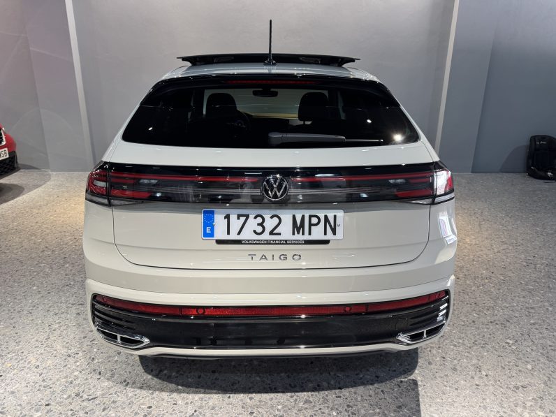 
								Volkswagen Taigo Rline full									