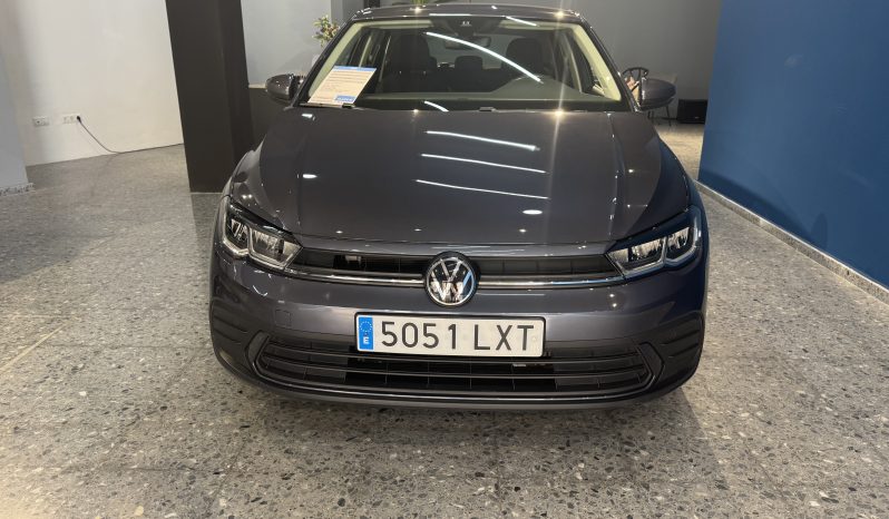 
								Volkswagen Polo Life full									