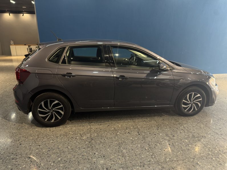 
								Volkswagen Polo Life full									