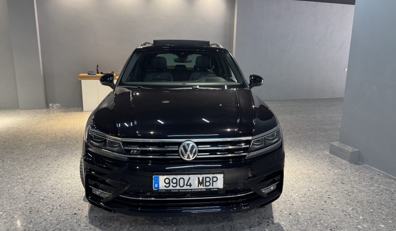 
								Volkswagen Tiguan R-line full									