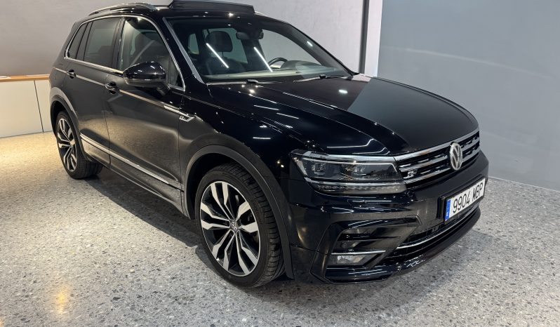 
								Volkswagen Tiguan R-line full									