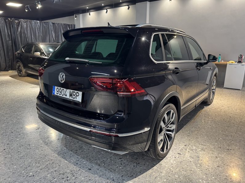 
								Volkswagen Tiguan R-line full									