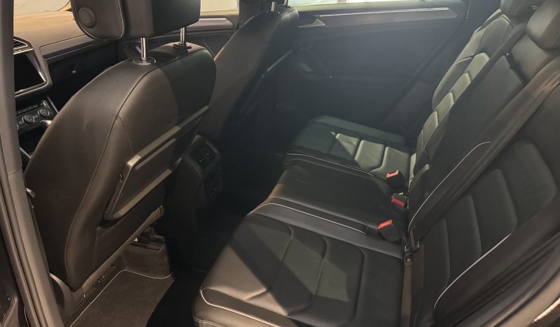 
								Volkswagen Tiguan R-line full									