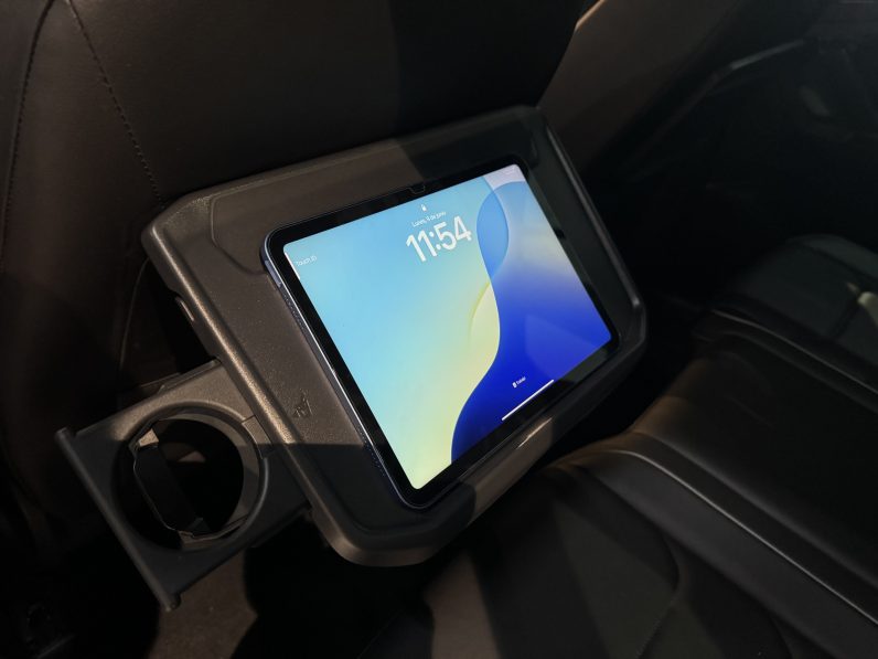 
								Volkswagen Tiguan R-line full									