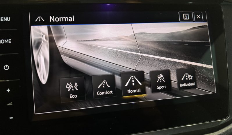 
								Volkswagen Tiguan R-line full									