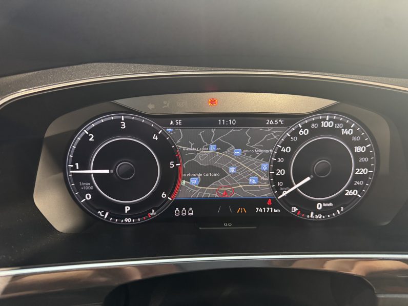 
								Volkswagen Tiguan R-line full									