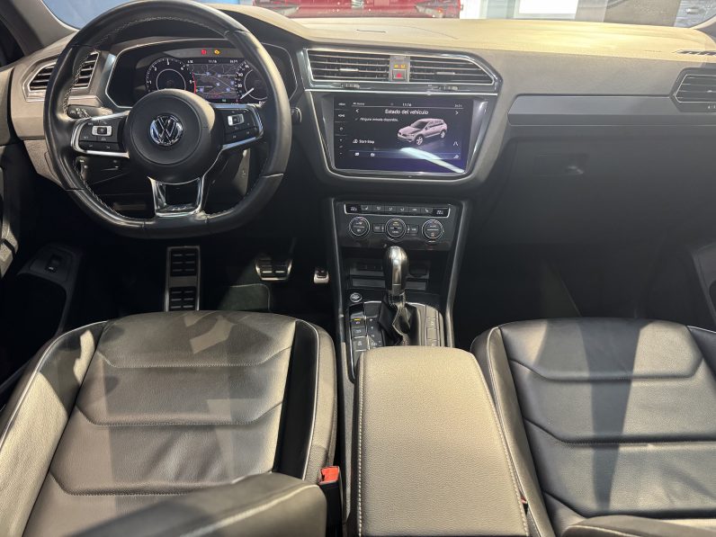 
								Volkswagen Tiguan R-line full									