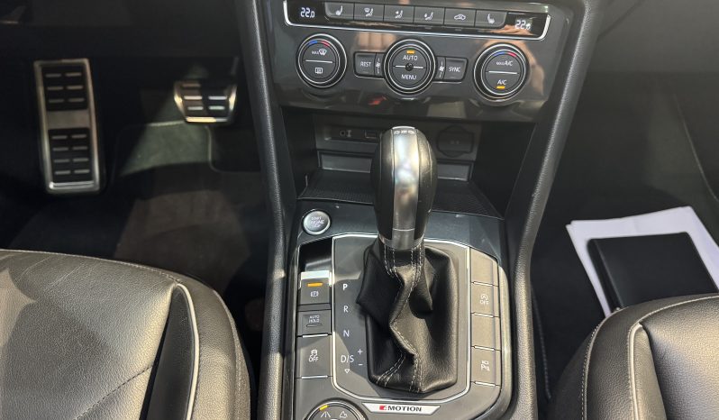 
								Volkswagen Tiguan R-line full									