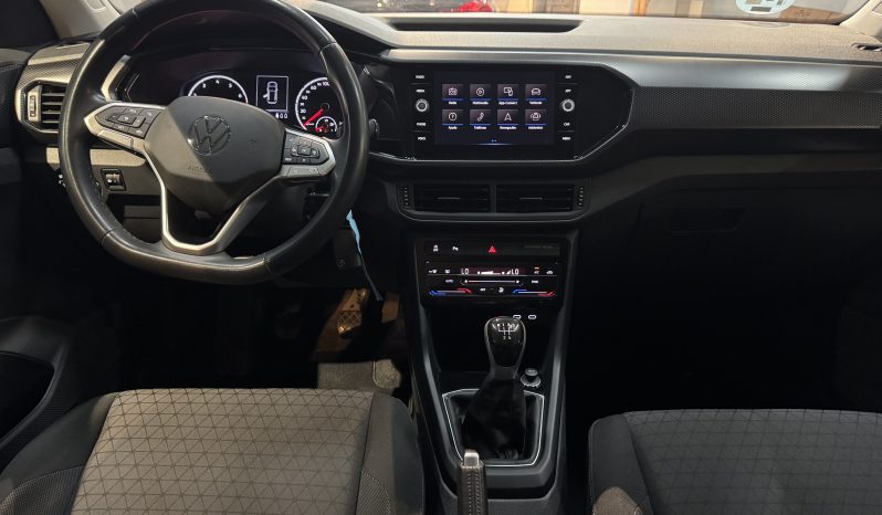 
								Volkswagen T-cross full									