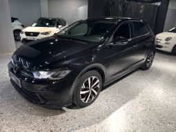 Volkswagen Polo Negro