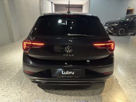 Volkswagen Polo Negro