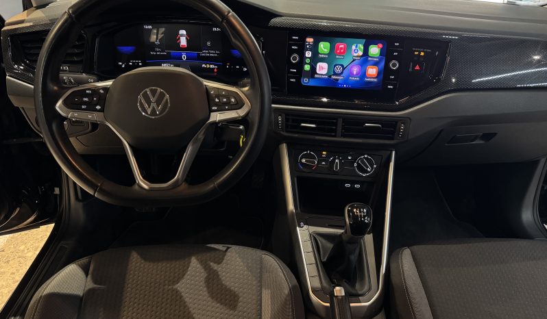 
								Volkswagen Polo Negro full									