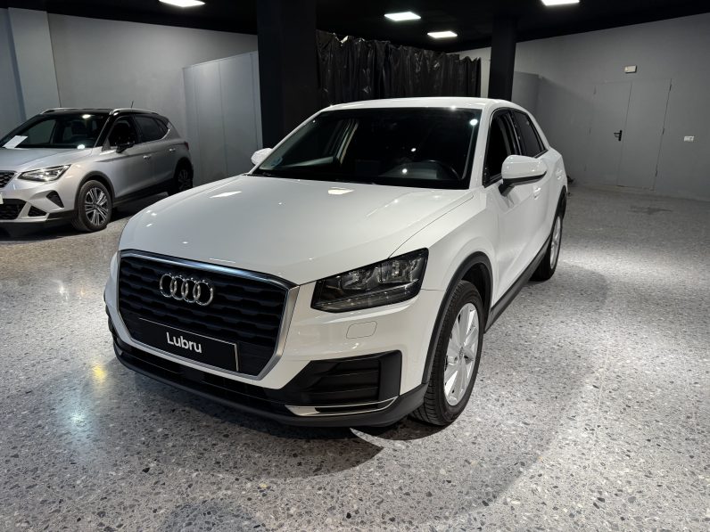 
								Audi Q2 full									