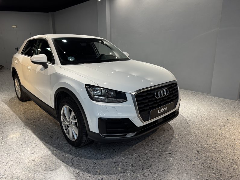 
								Audi Q2 full									
