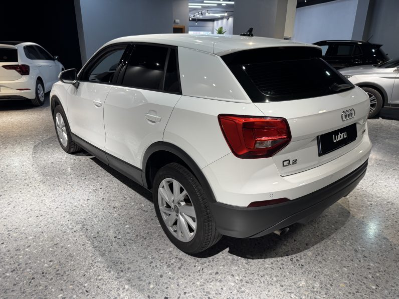 
								Audi Q2 full									