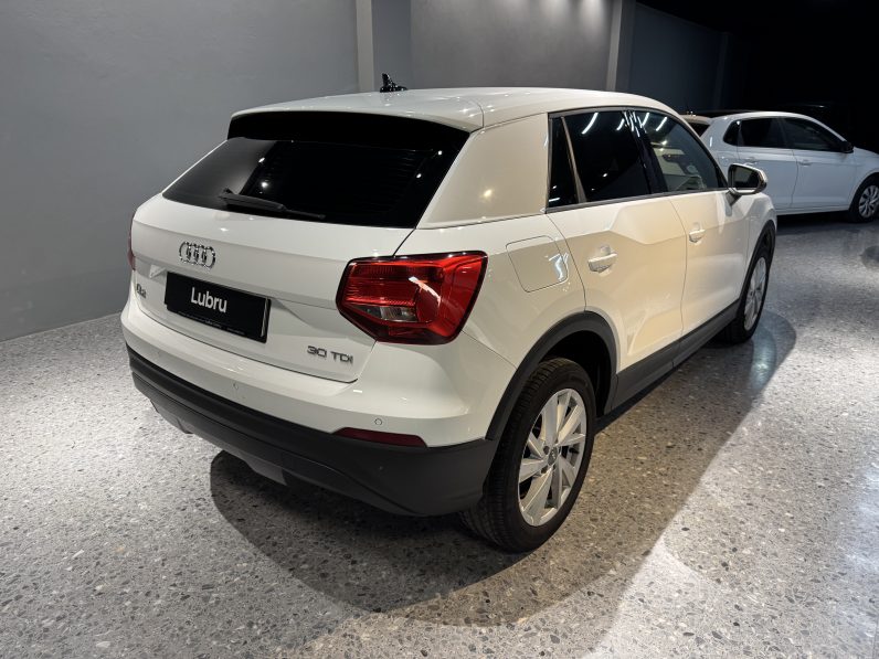 
								Audi Q2 full									