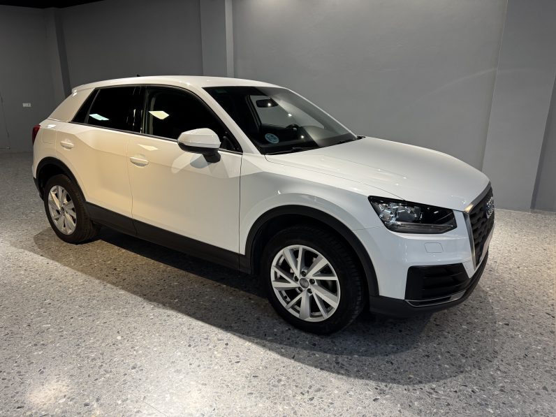 
								Audi Q2 full									