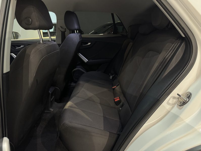 
								Audi Q2 full									