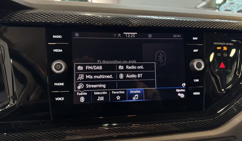 
								Volkswagen Polo Life full									