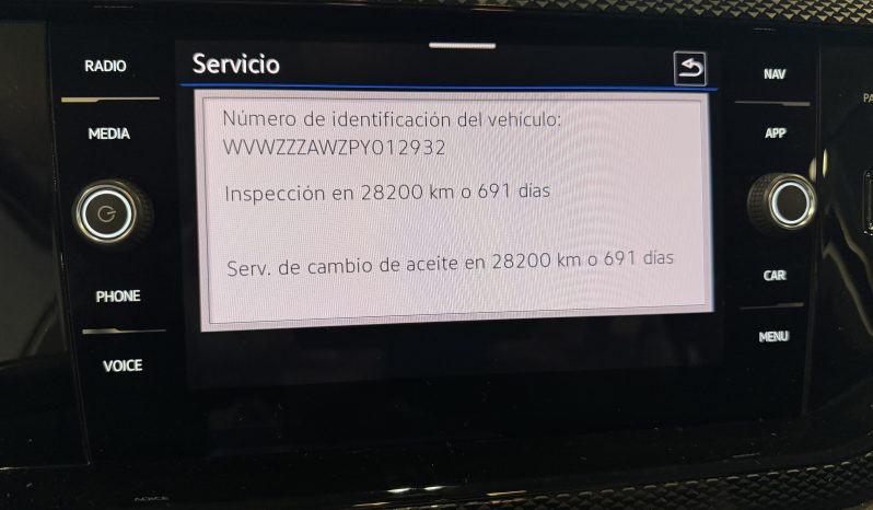 
								Volkswagen Polo Negro full									