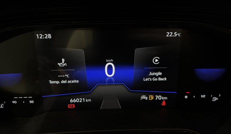 
								Volkswagen Polo Negro full									