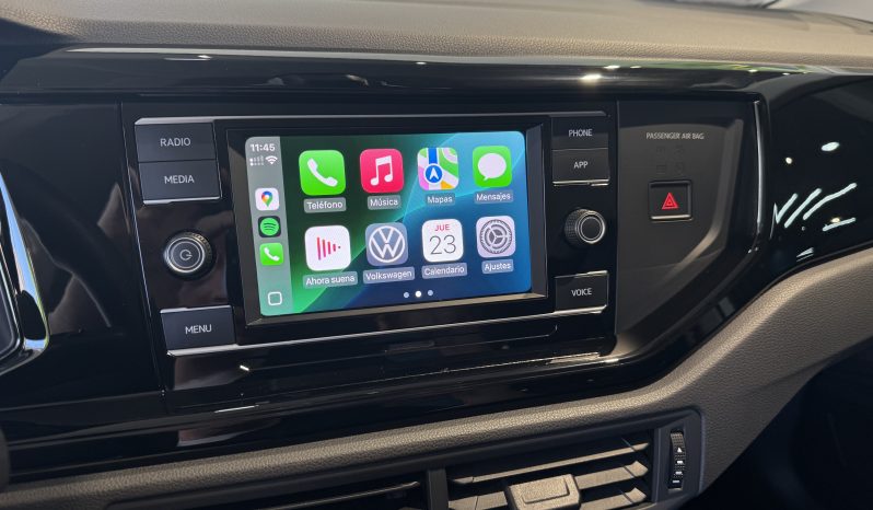 
								VOLKSWAGEN Polo life full									