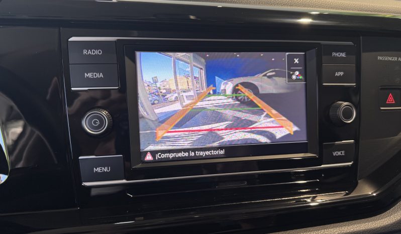 
								VOLKSWAGEN Polo life full									