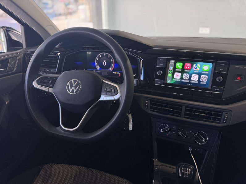 
								VOLKSWAGEN Polo life full									