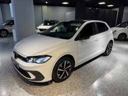 VOLKSWAGEN Polo life