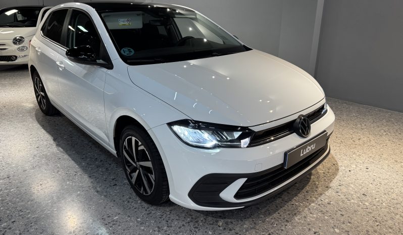 
								VOLKSWAGEN Polo life full									