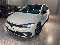 VOLKSWAGEN Polo life