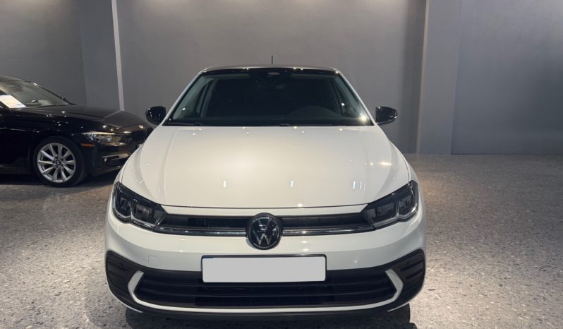 
								VOLKSWAGEN Polo life full									