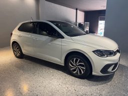 VOLKSWAGEN Polo life