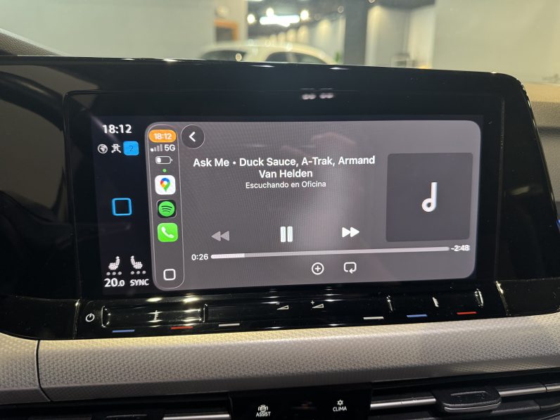 
								Volkswagen Golf life full									