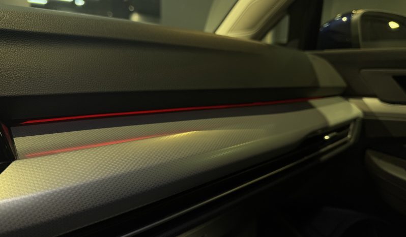 
								Volkswagen Golf life full									