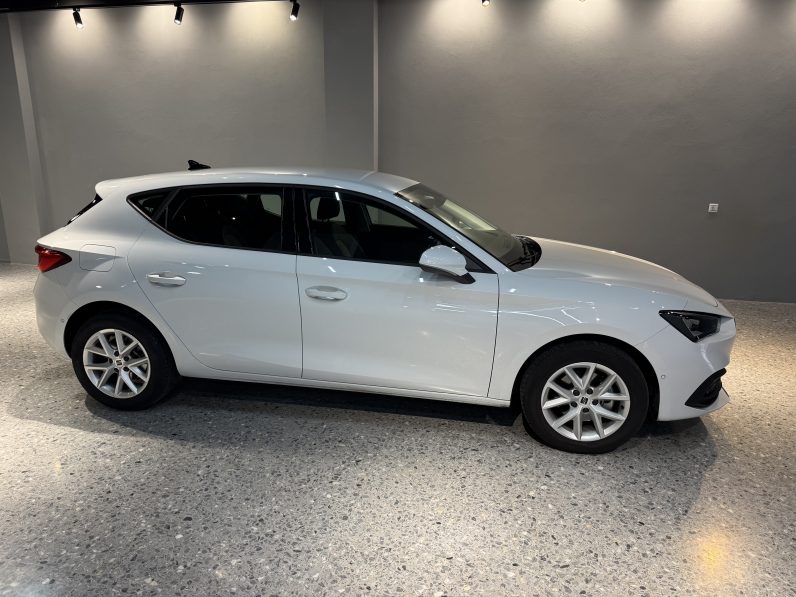 
								Seat Leon 1.5 TSI full									