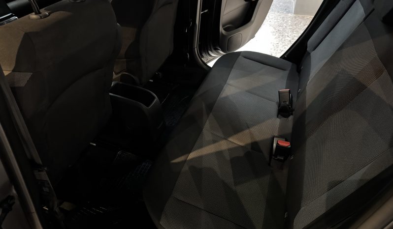 
								Citroen C3 Aircross full									