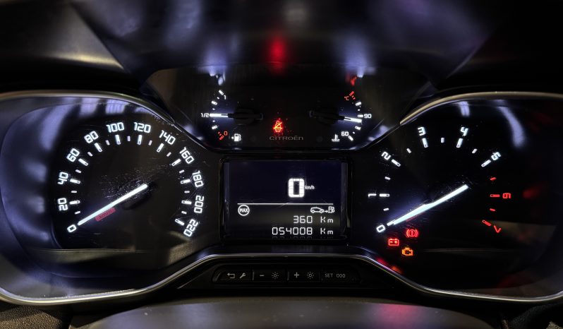 
								Citroen C3 Aircross full									