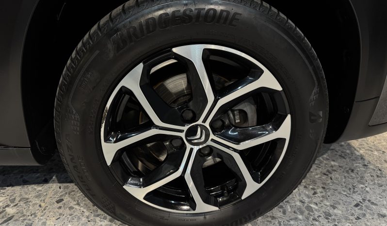 
								Citroen C3 Aircross full									