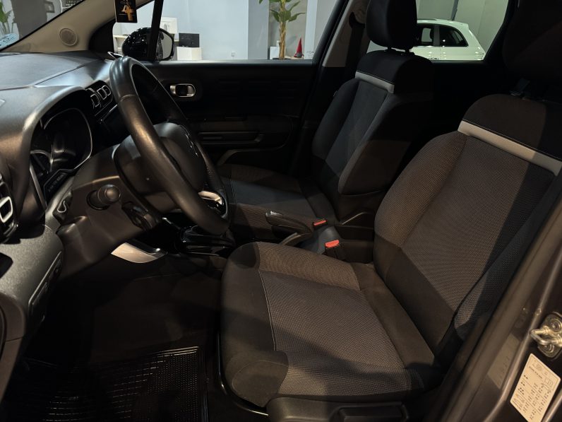 
								Citroen C3 Aircross full									