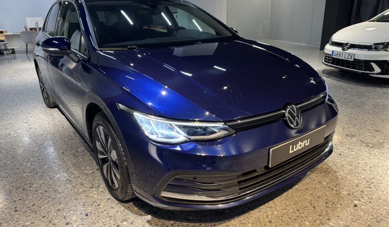 
								Volkswagen Golf life full									